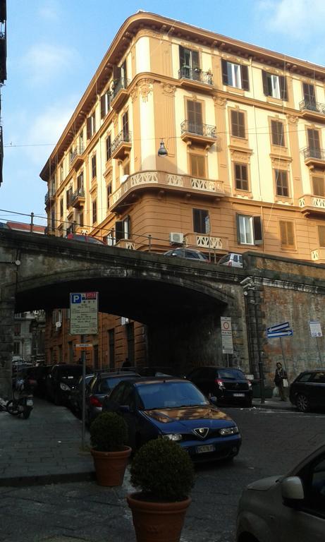 نابولي B&B Al Ponte المظهر الخارجي الصورة